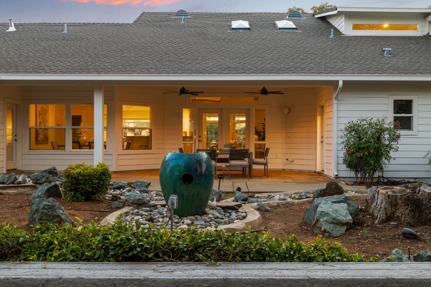 1200 W El Largo Drive