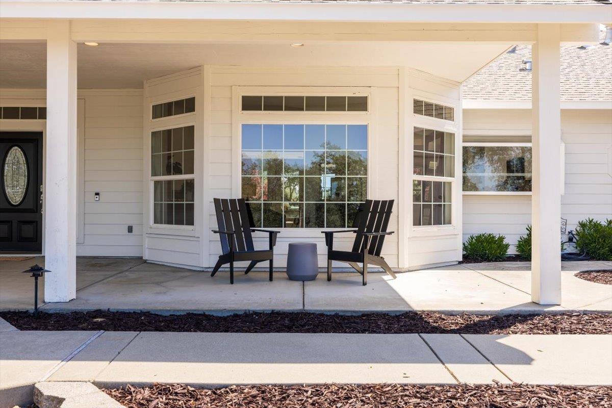1200 W El Largo Drive