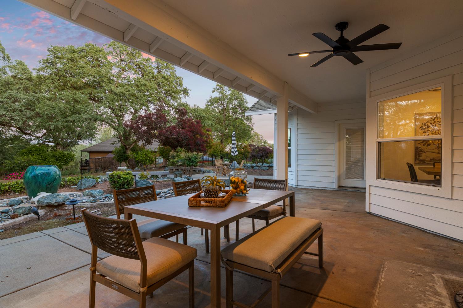 1200 W El Largo Drive