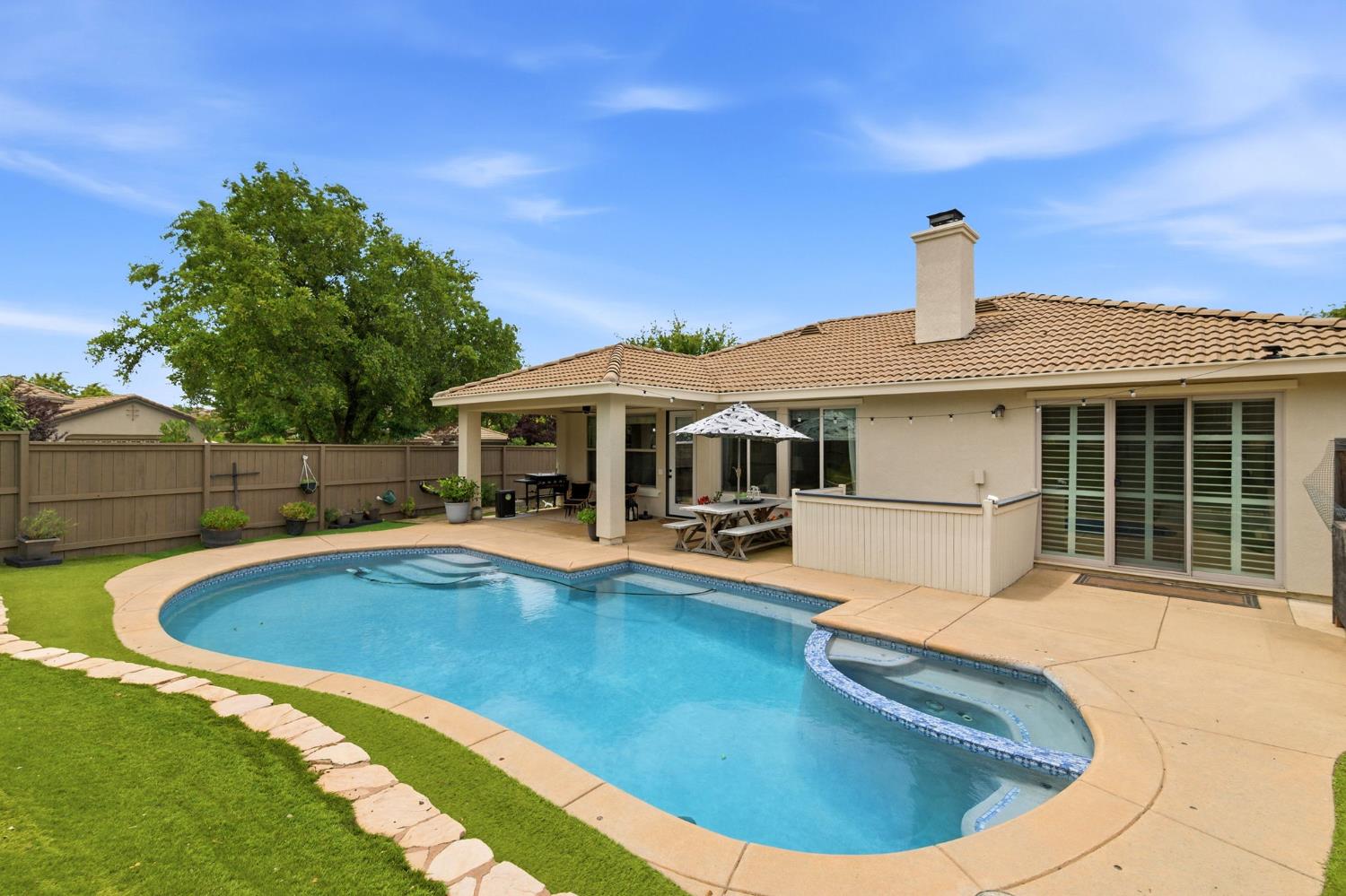 5161 Garlenda Drive