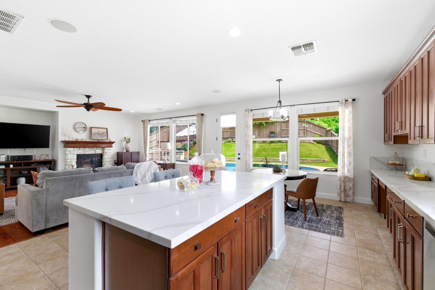 5161 Garlenda Drive
