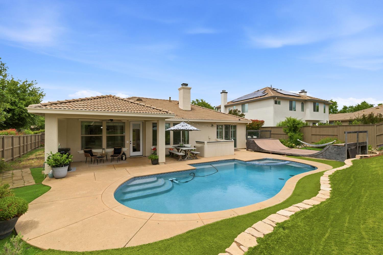 5161 Garlenda Drive