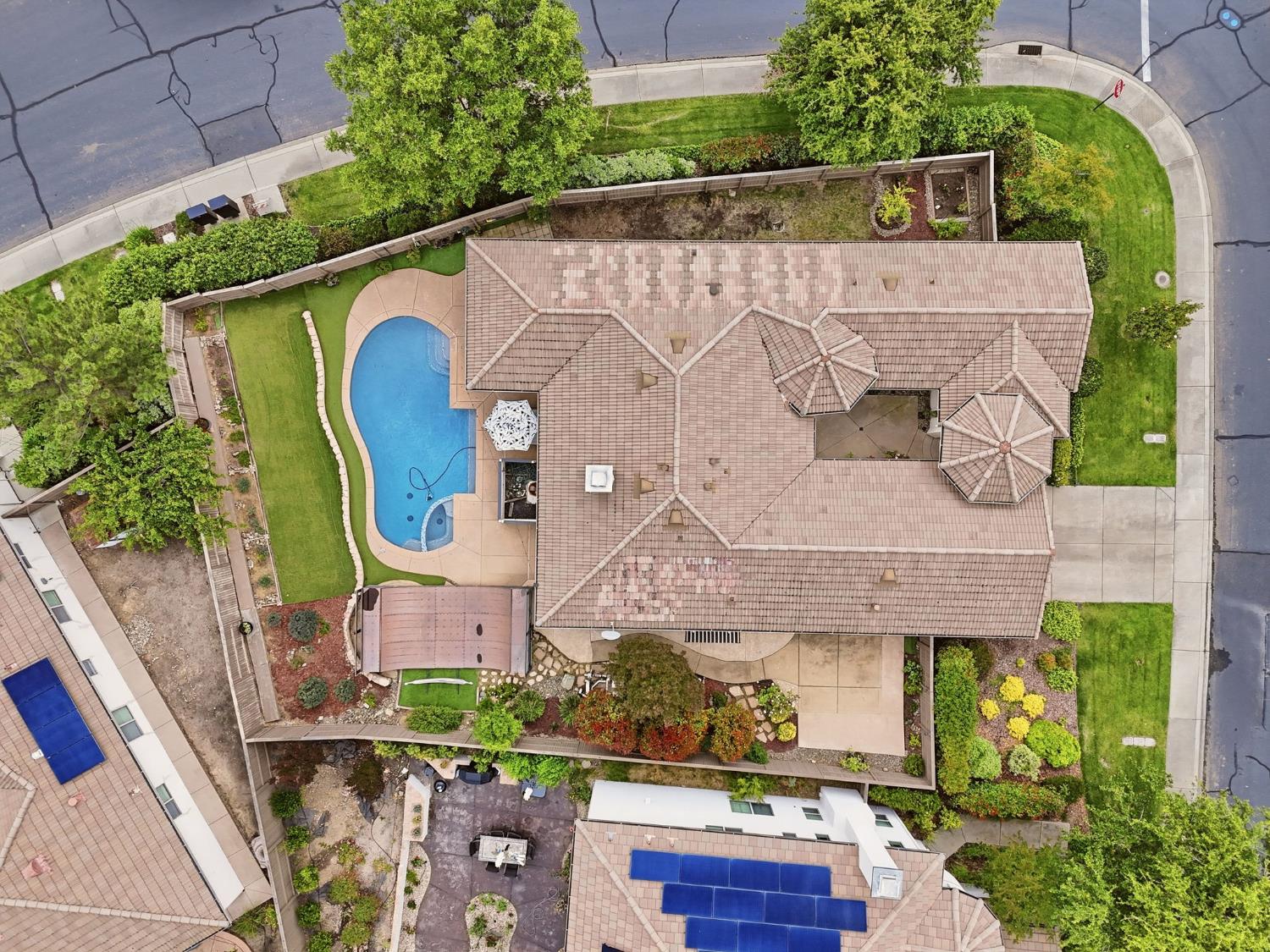 5161 Garlenda Drive