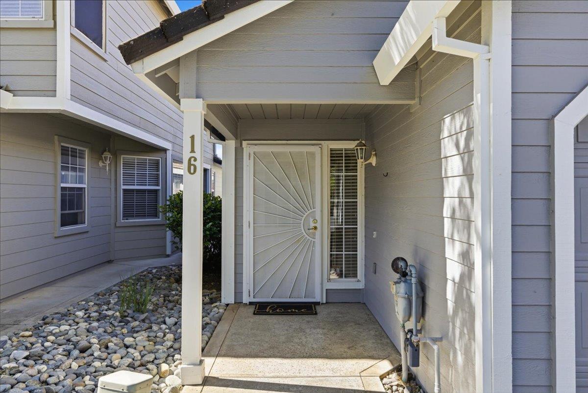 3040 Granada Court 16
