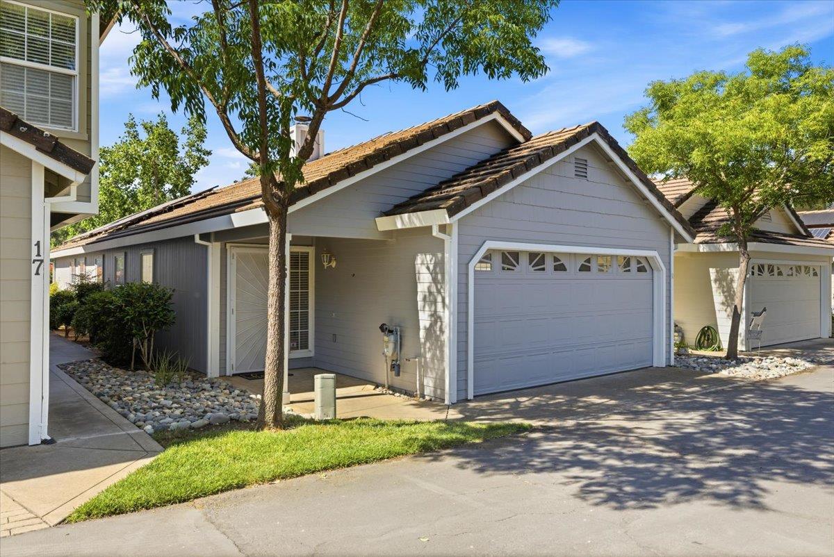 3040 Granada Court 16