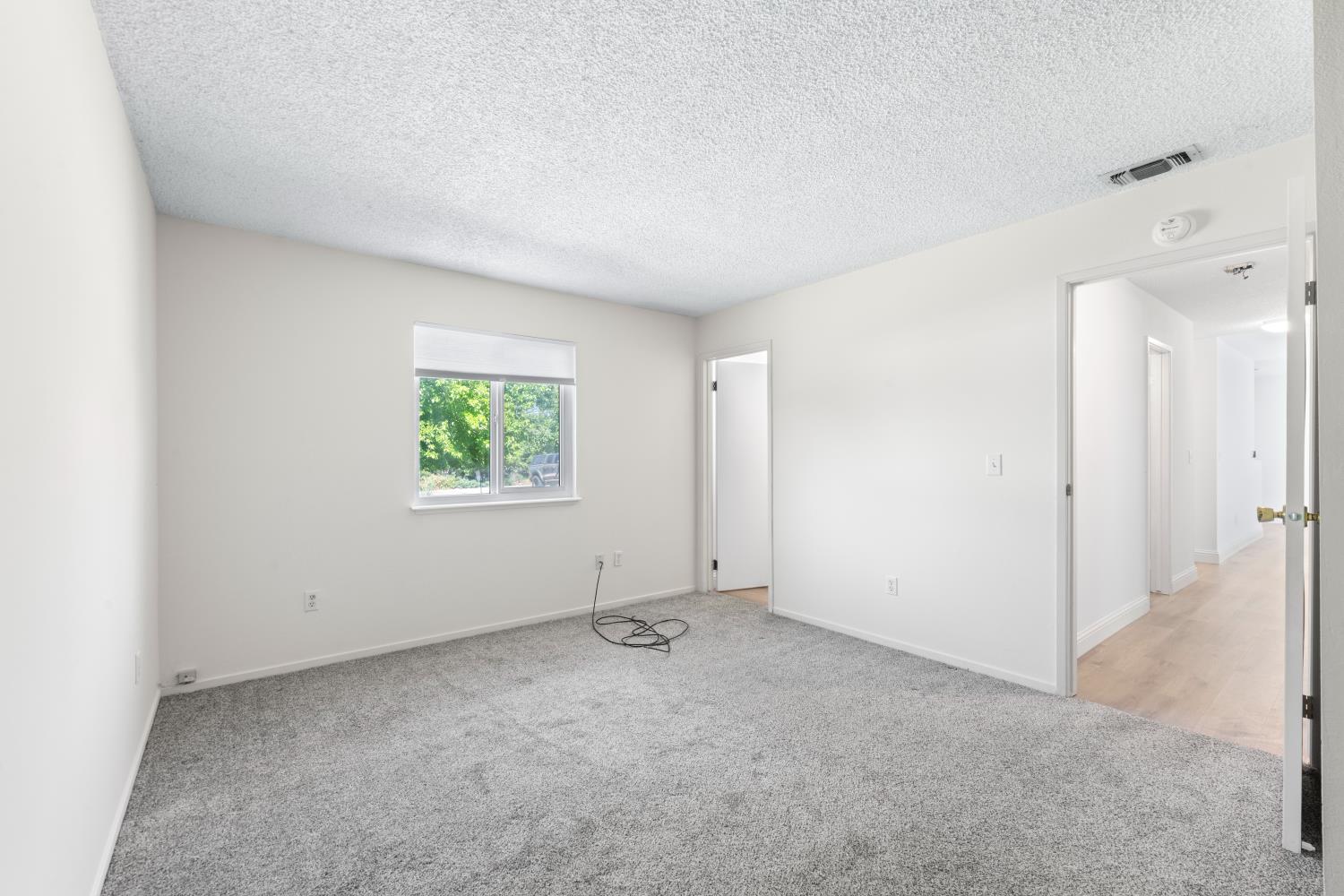 13806 Torrey Pines Drive