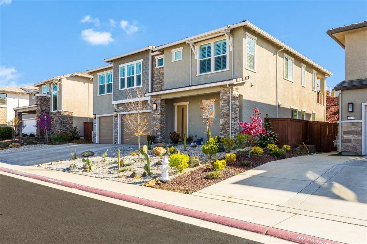 3033 Sherman Way