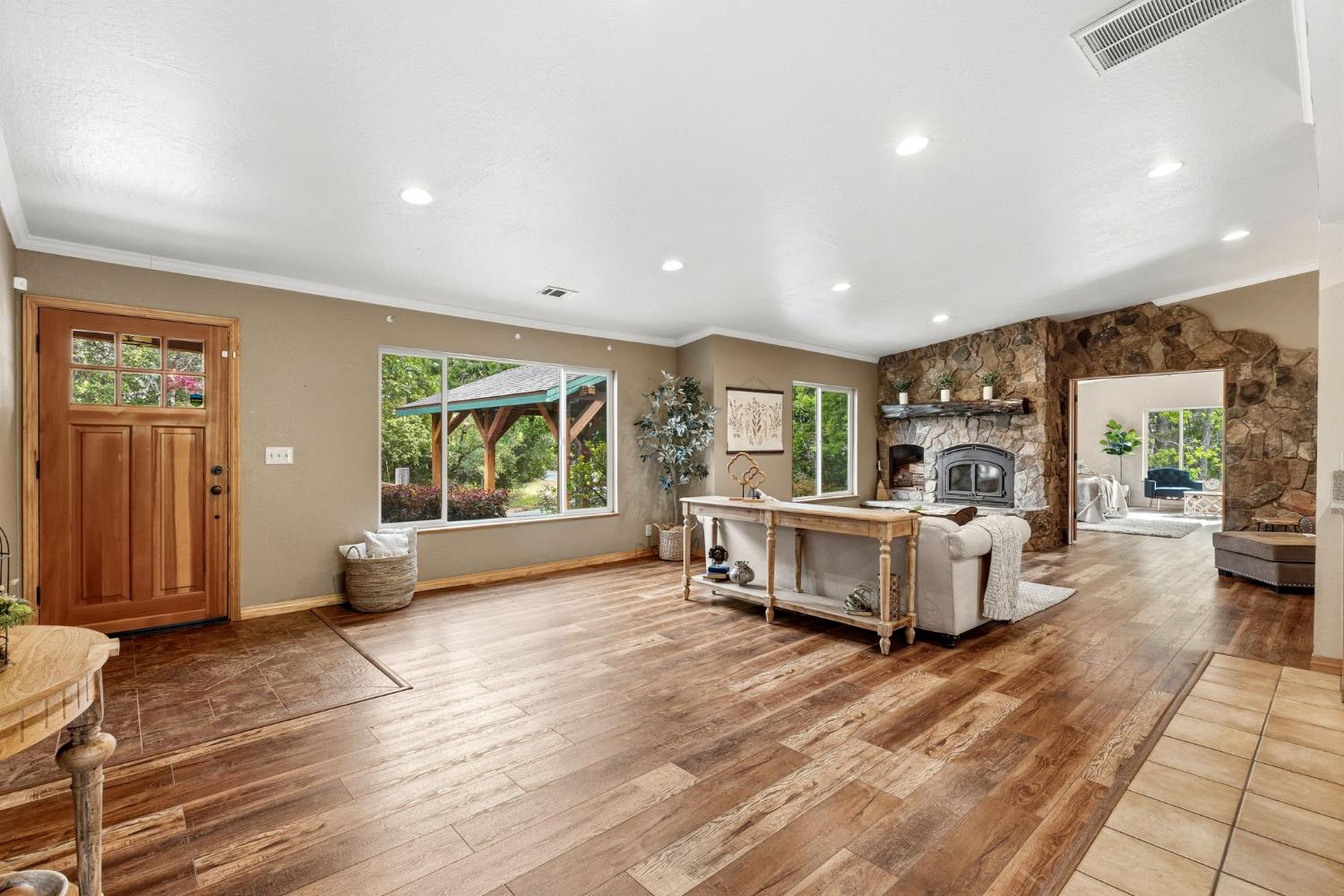 9340 Mosquito Road