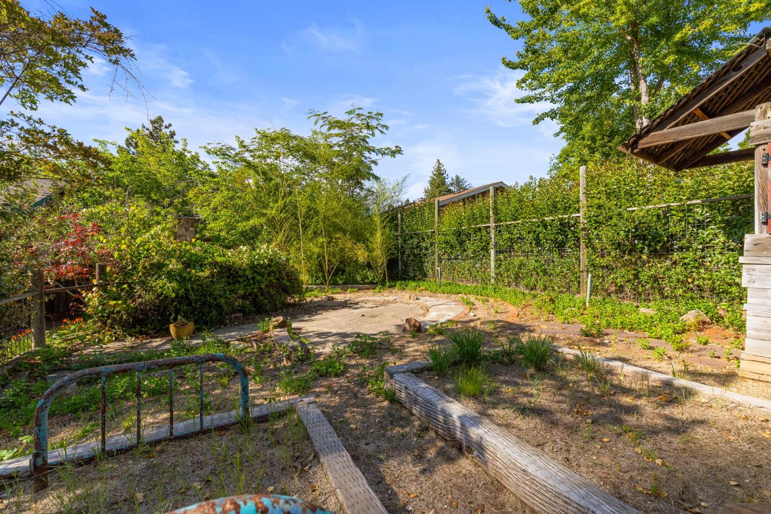 9340 Mosquito Road