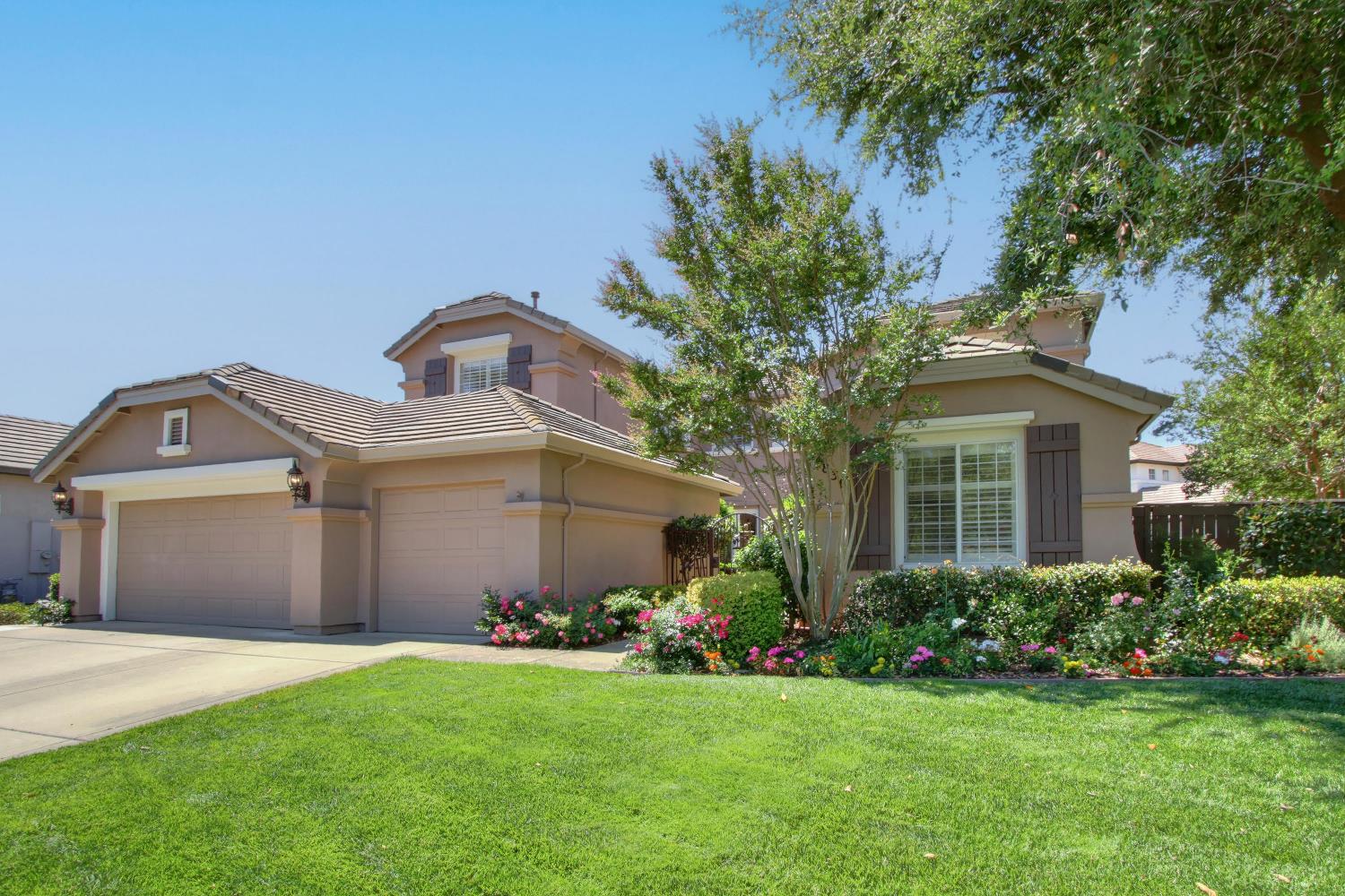 4836 Village Green Drive