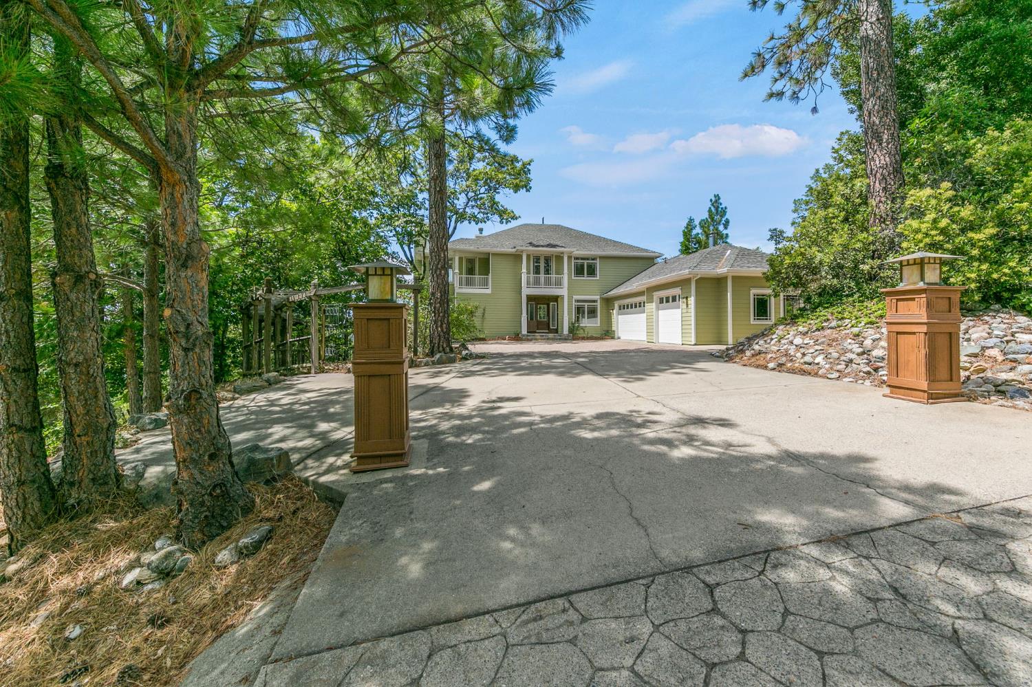 6060 Keeble Lane