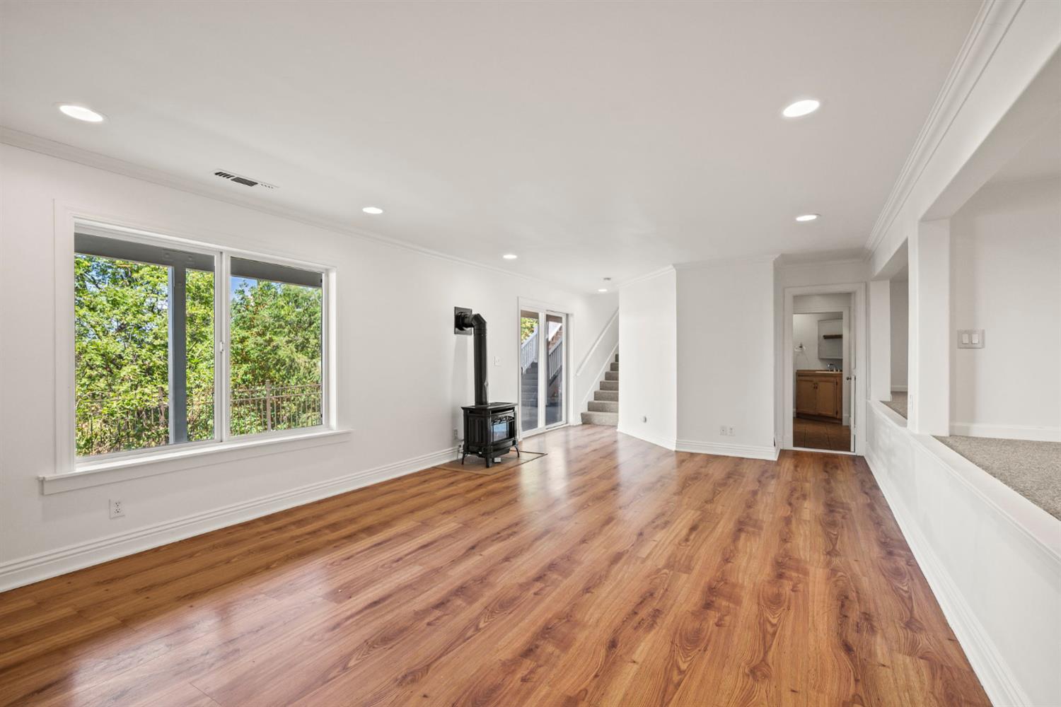 6060 Keeble Lane