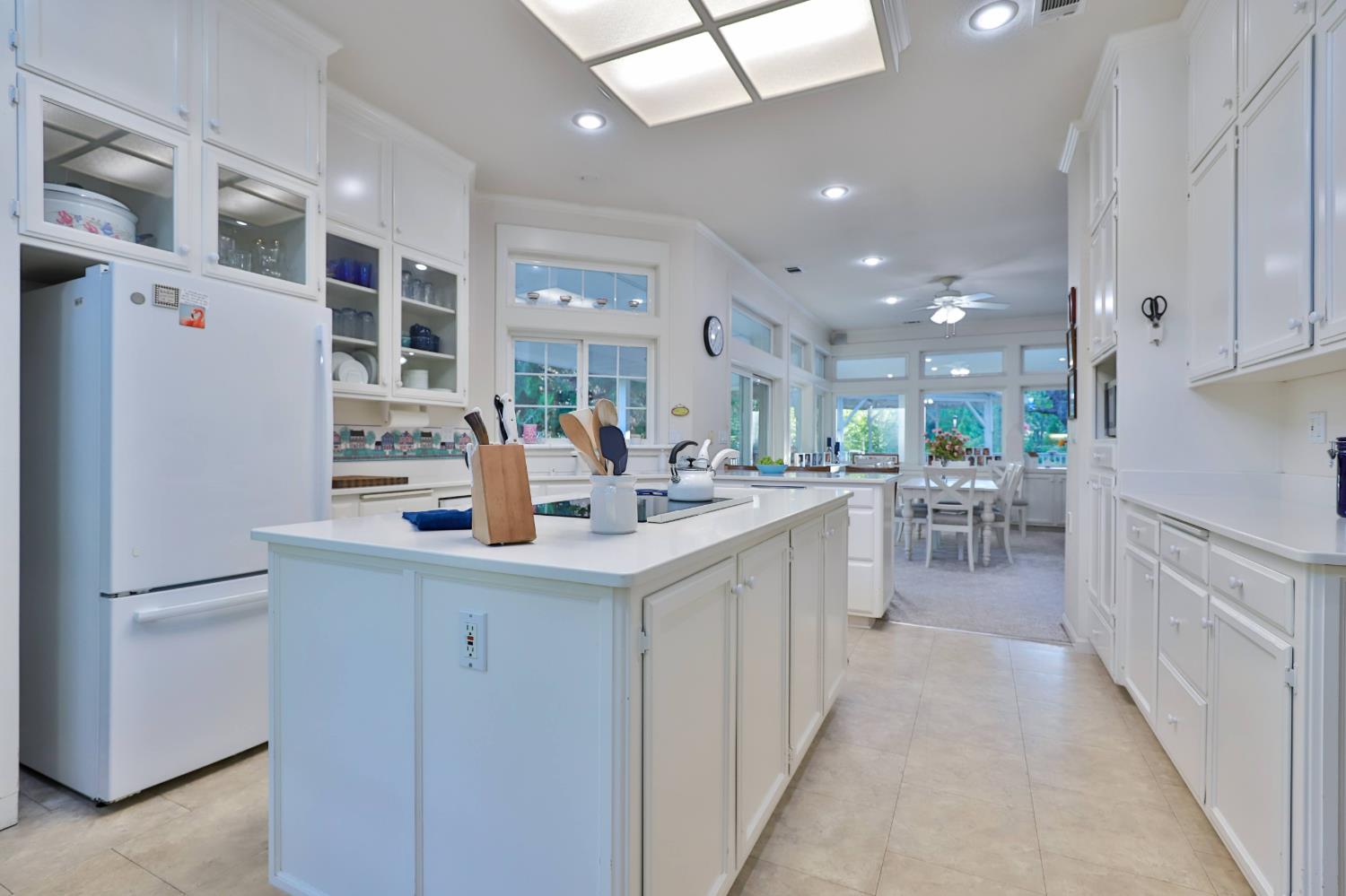 3333 Bingham Lane