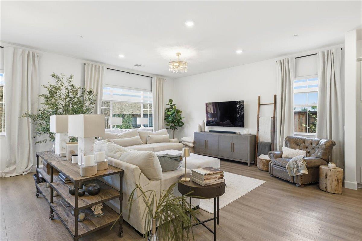 3260 Parkland Court
