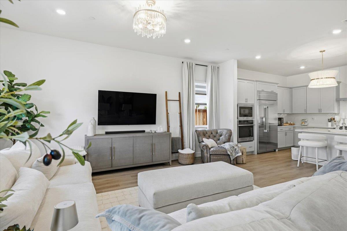3260 Parkland Court