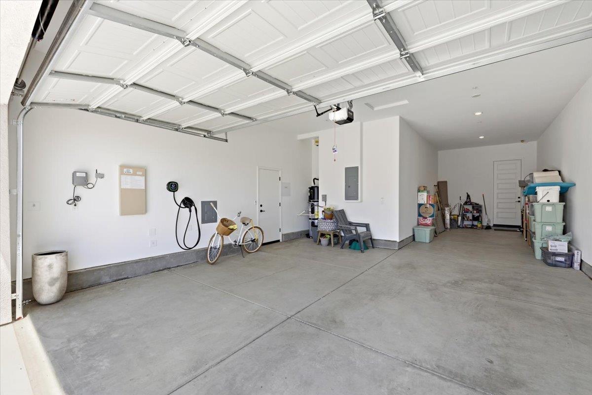 3260 Parkland Court