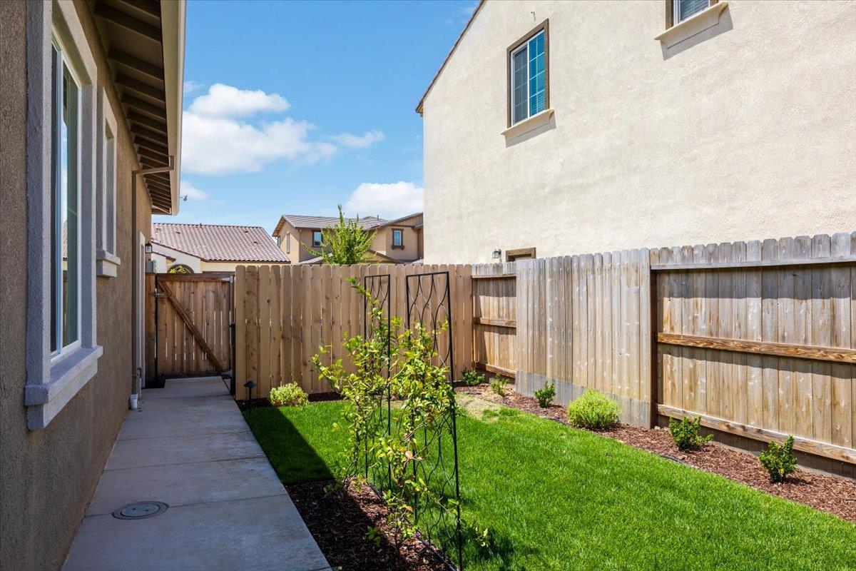 3260 Parkland Court