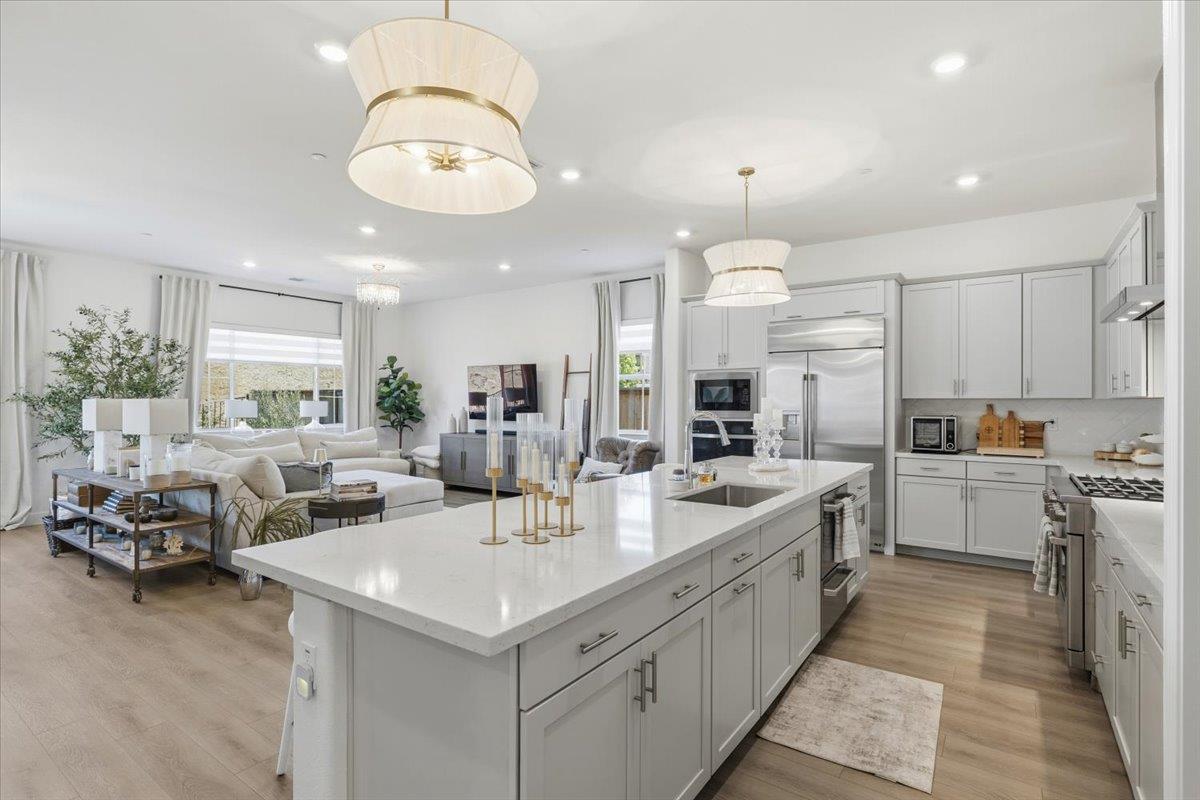 3260 Parkland Court