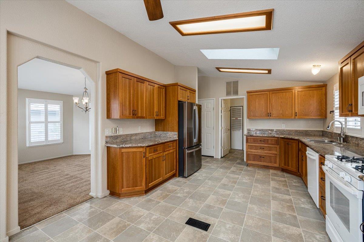 4390 Patterson Drive 278