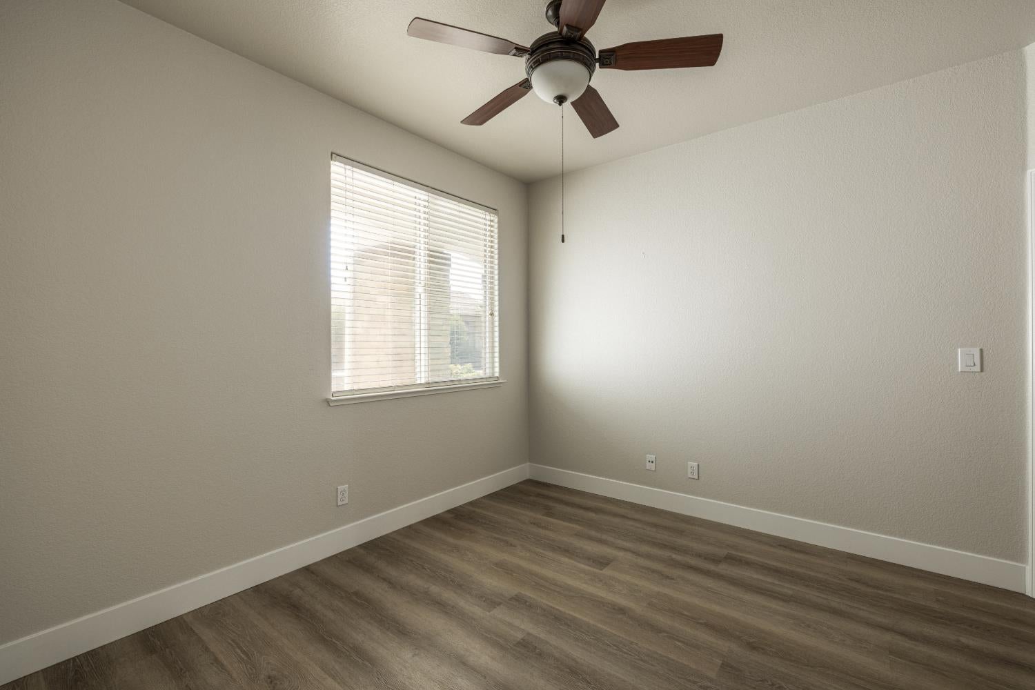 1626 Caislean Way