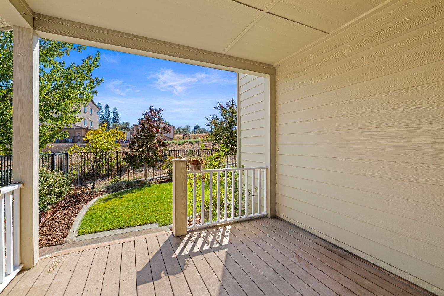 2894 Winesap Circle