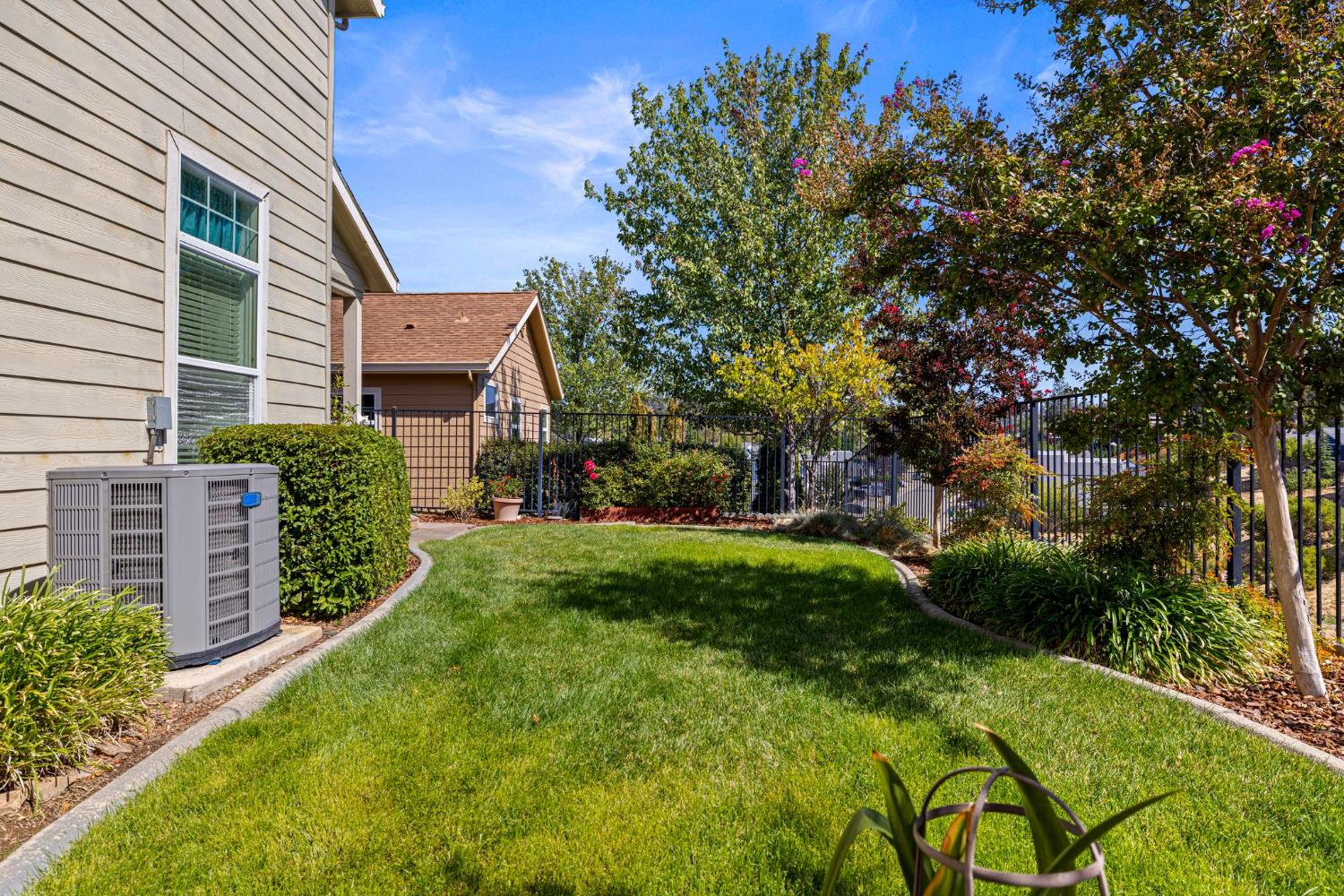 2894 Winesap Circle