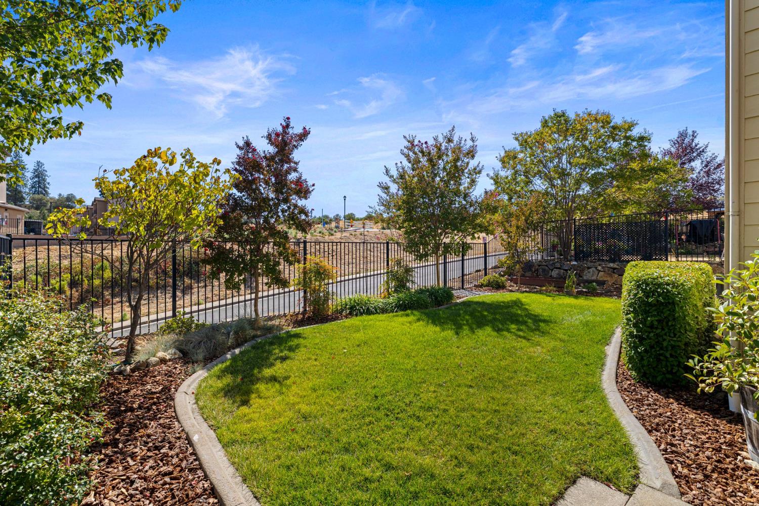 2894 Winesap Circle