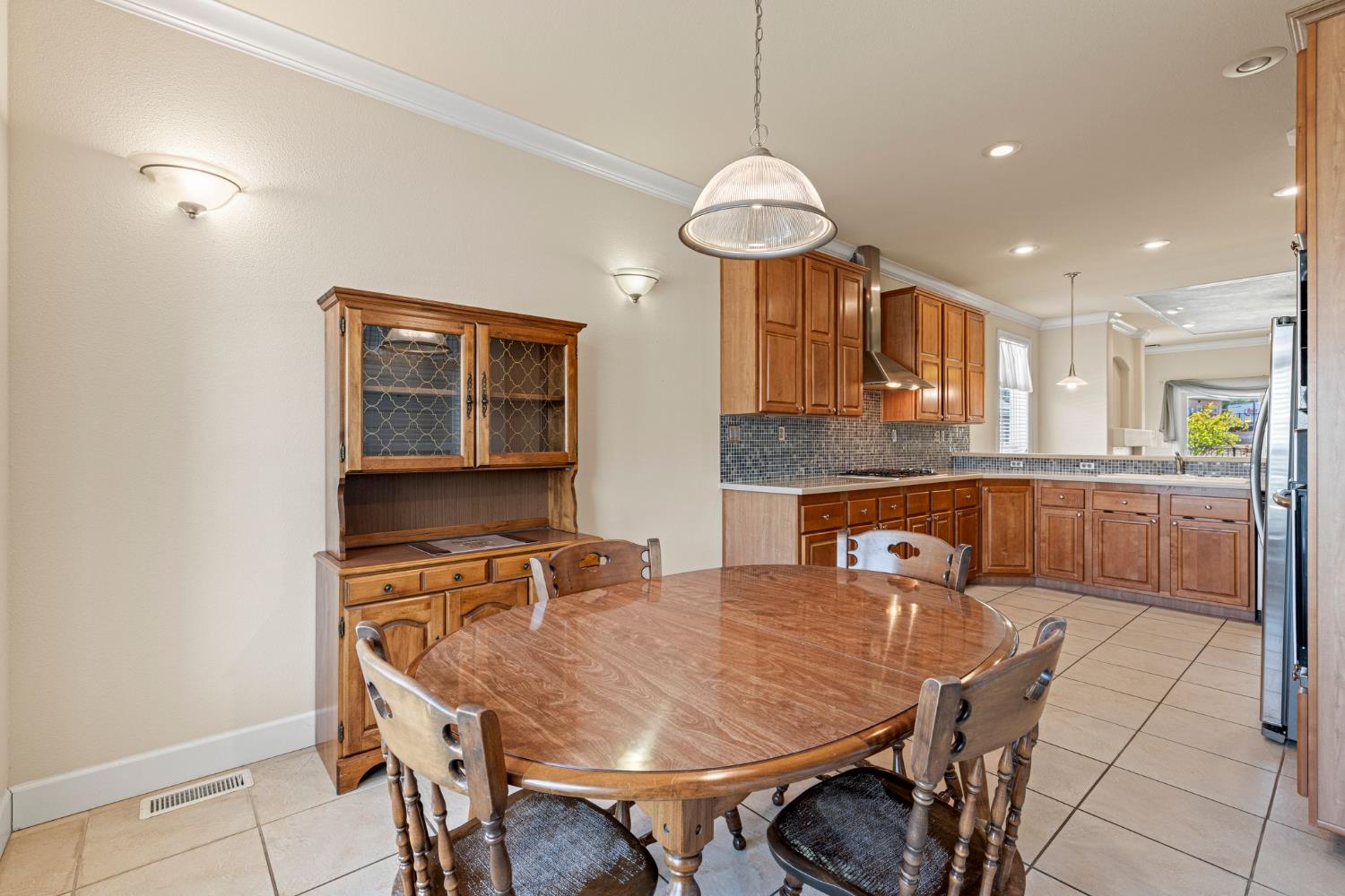 2894 Winesap Circle