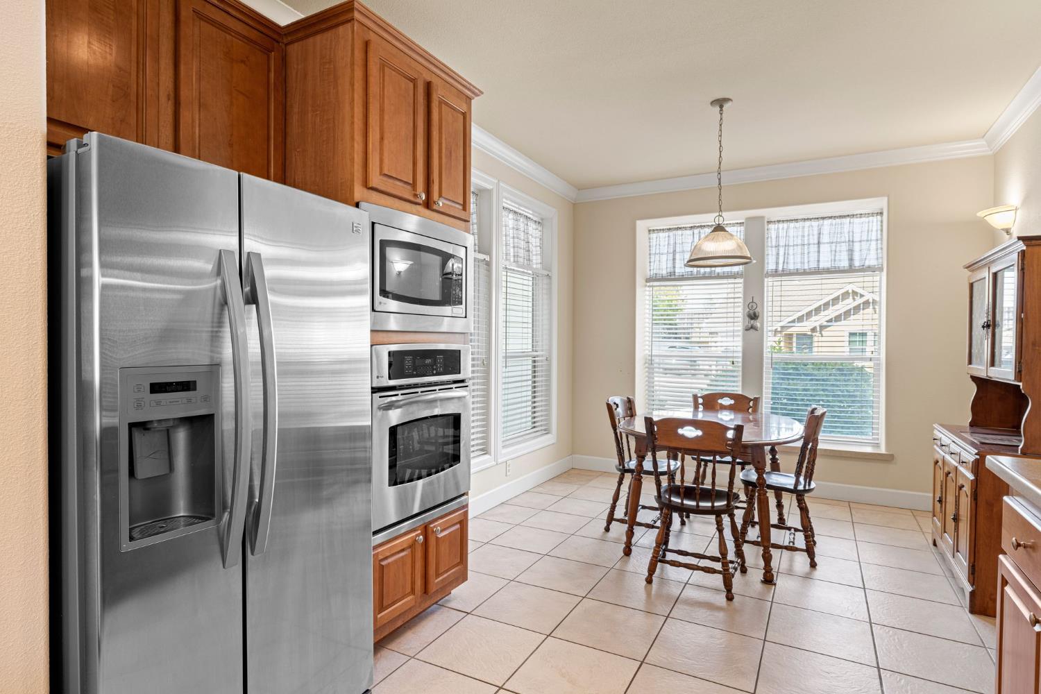 2894 Winesap Circle