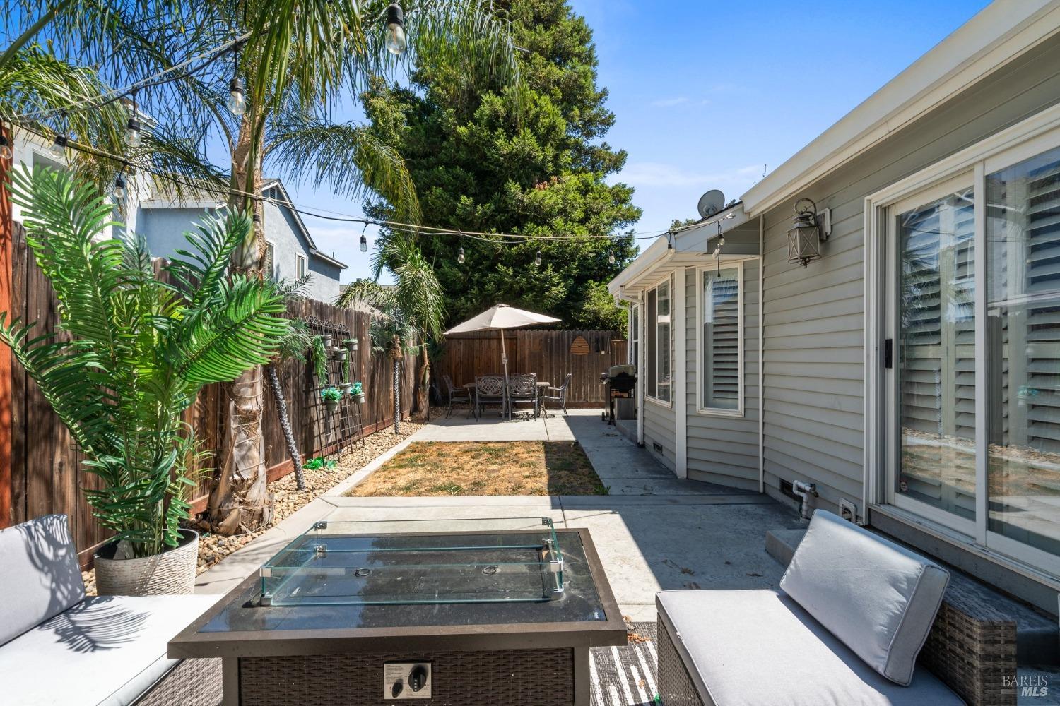 218 Clearbrook Court