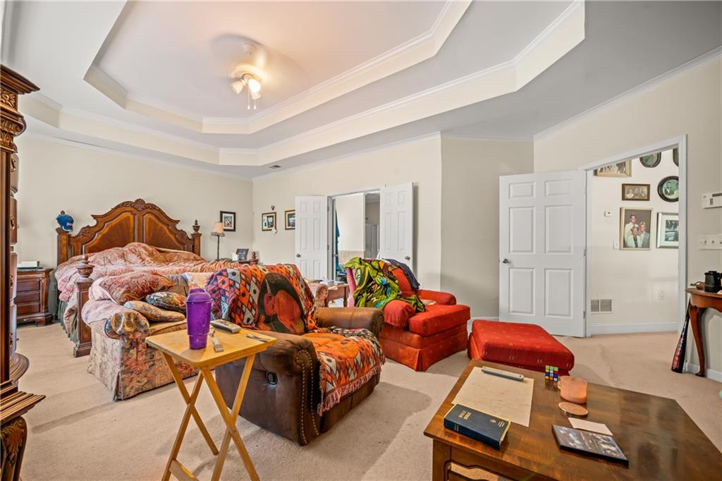 2555 Chattahoochee Lane