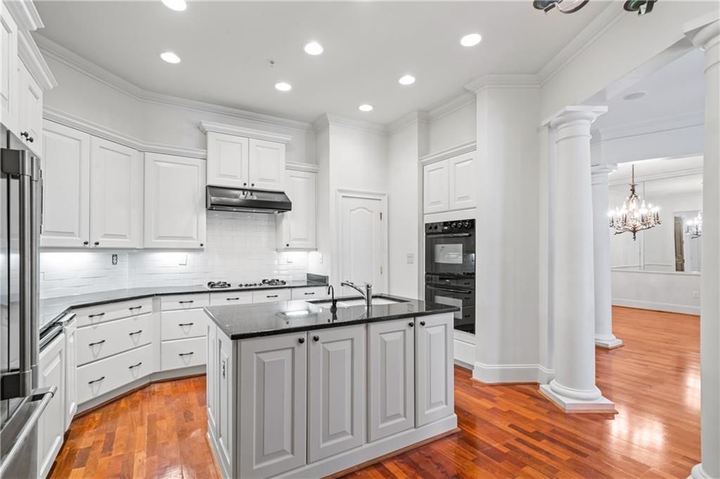 417 Clairemont Avenue Unit 109