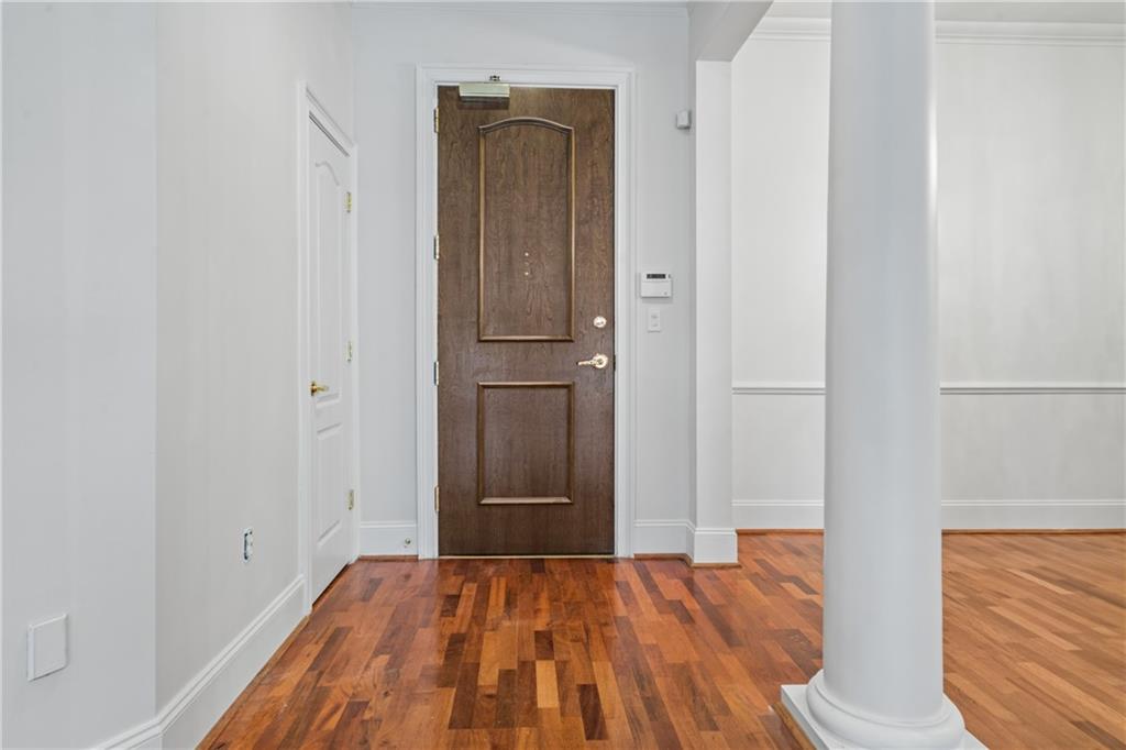 417 Clairemont Avenue Unit 109