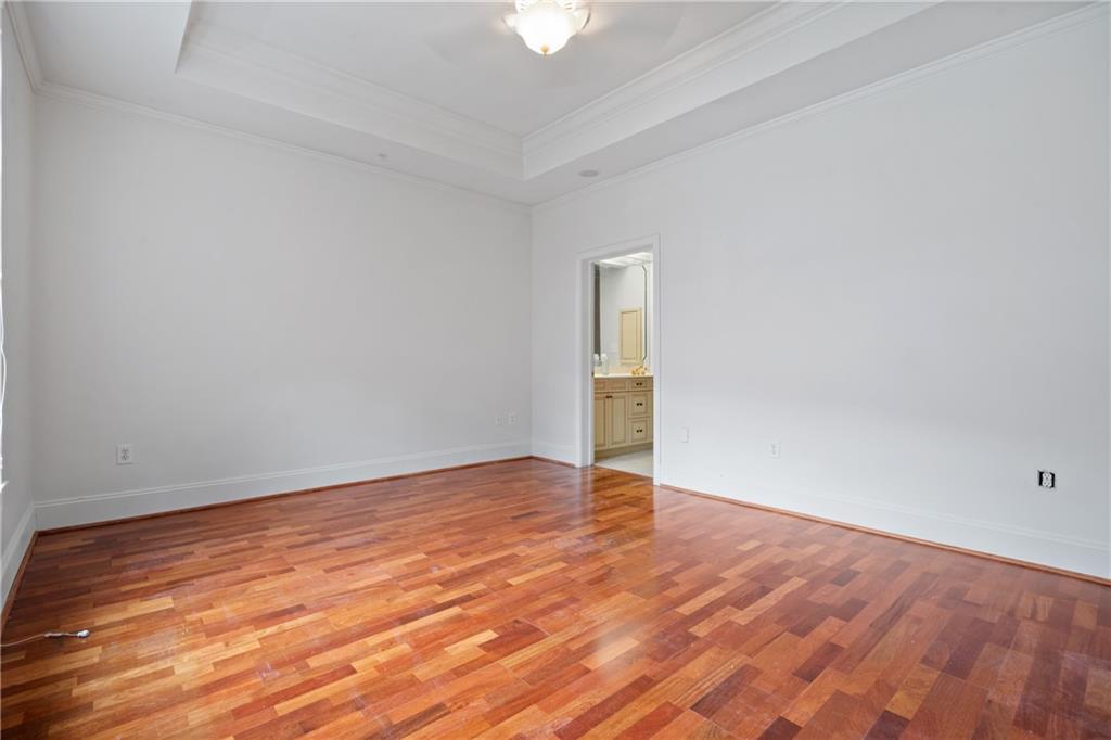 417 Clairemont Avenue Unit 109