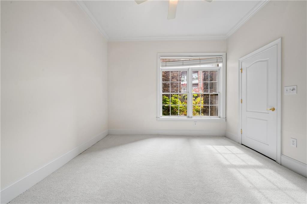 417 Clairemont Avenue Unit 109