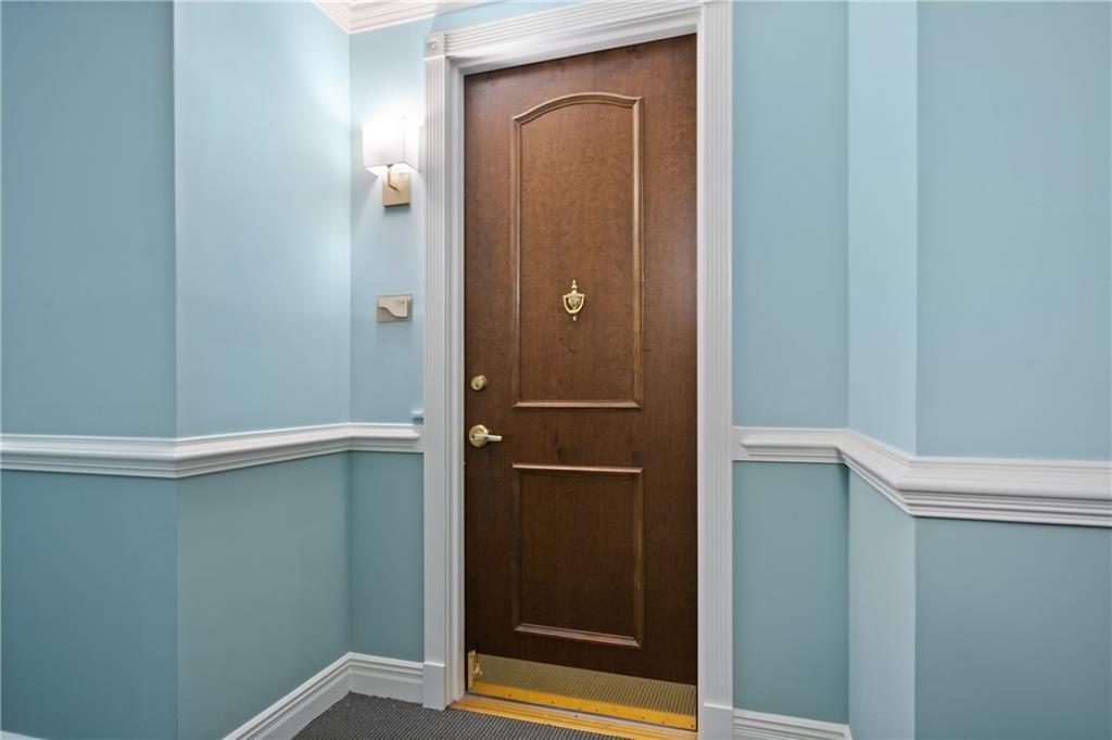 417 Clairemont Avenue Unit 109