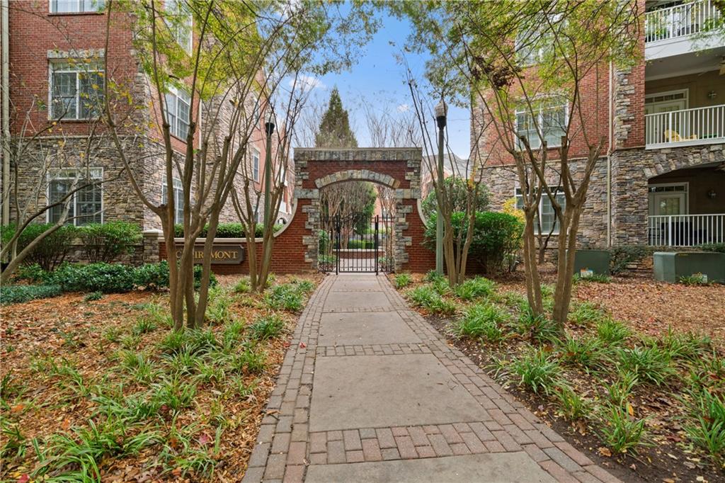 417 Clairemont Avenue Unit 109