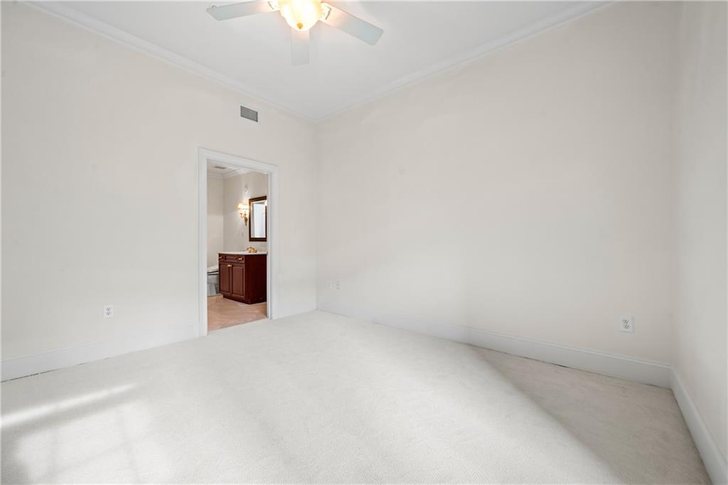 417 Clairemont Avenue Unit 109