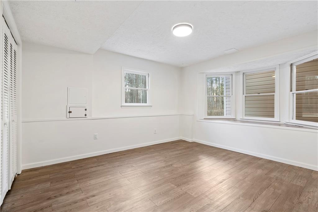 112 Cedar Valley Drive