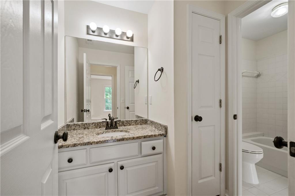 1420 Centerboard Court