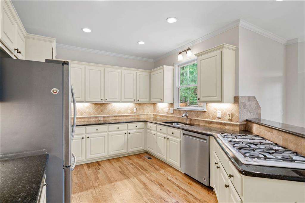 1420 Centerboard Court