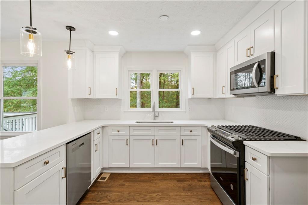 9295 Brumbelow Crossing Way