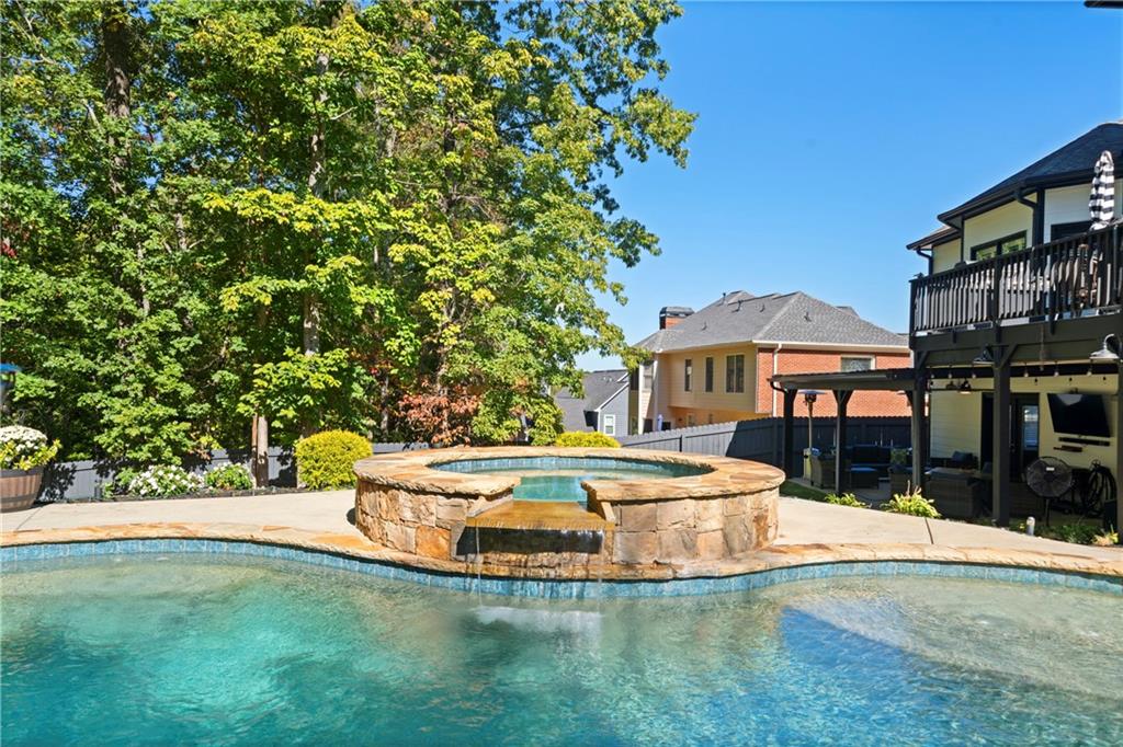 4095 Northridge Drive