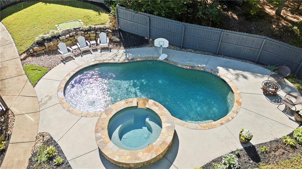 4095 Northridge Drive