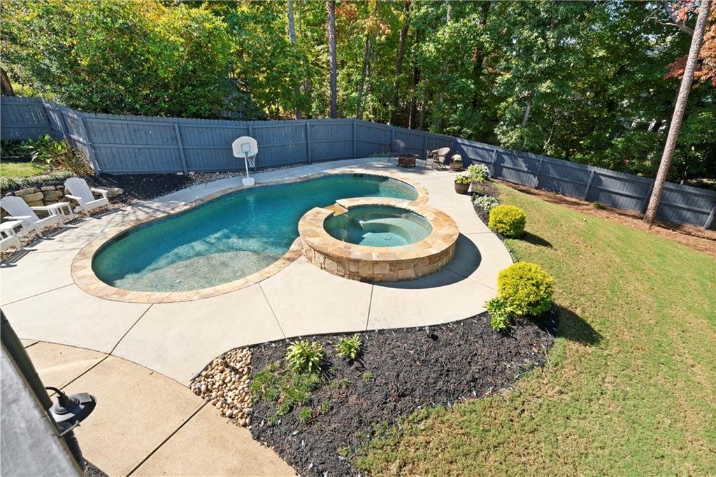 4095 Northridge Drive