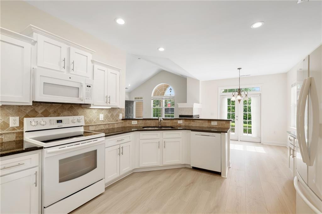 2561 Grapevine Circle Unit 104