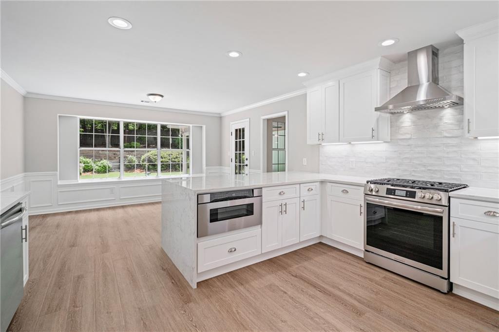 425 Greenmont Walk Court