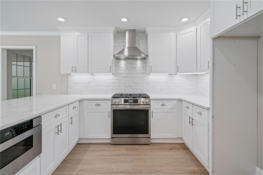 425 Greenmont Walk Court