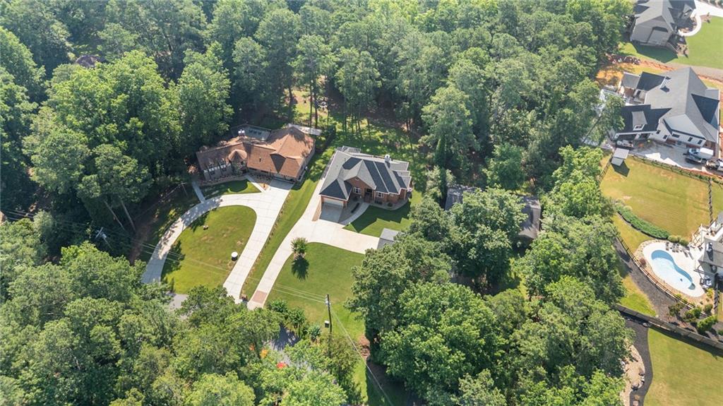 6642 Crestwood Peninsula