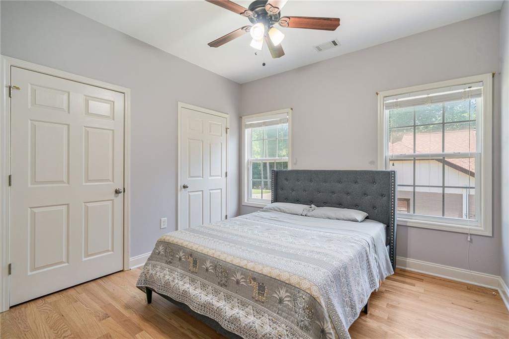 6642 Crestwood Peninsula